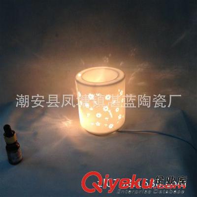 手工鏤空陶瓷香薰燈 夜市熱賣的秘密與定制新潮流